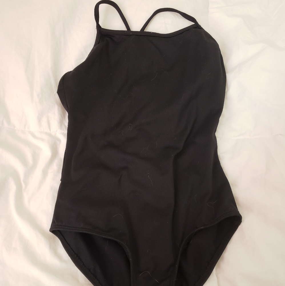 Mirella girls size 8-10 leo